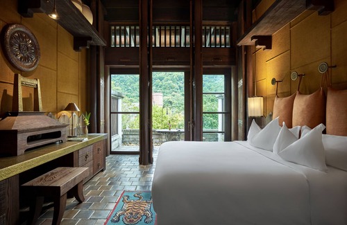 Uong Bi Hotel | Legacy Yen Tu - MGallery