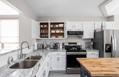 Westfield House | Lego Ranch at GrandPark 3 BR 2 BT pets wlcme