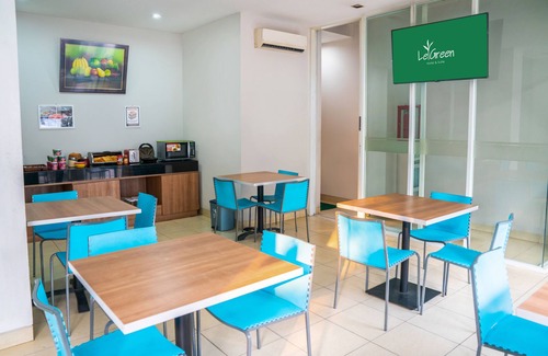 Bendungan Hilir Hotel | LeGreen Suite Senayan