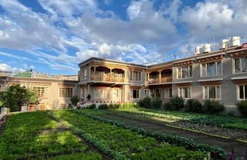 Leh House | Leh Stumpa
