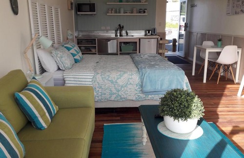 Leigh Hotel | Leigh Central