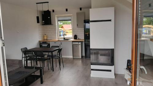 Gizycko House | Lena Lake - domki z prywatną plażą i widokiem na jezioro