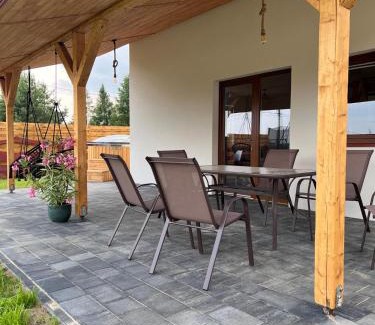 Gizycko House | Lena Lake - domki z prywatną plażą i widokiem na jezioro