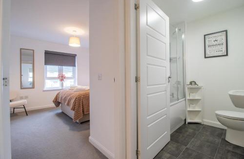 Falkirk Apartment | Lendrick House-Spacious 3 Bed House in Falkirk