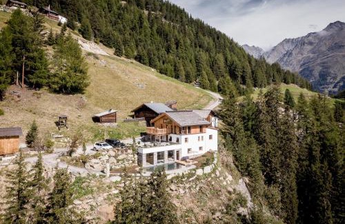 Soelden Ski Chalet | Leni Mountain Chalet