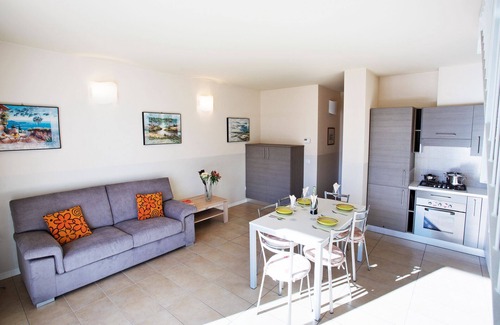 Tremezzina Apartment | Lenno Spese II –Village apartment In Lenno with pool by Italian Apartments.