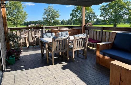 Windesheim Cabin | Lenthe Farm Lodge