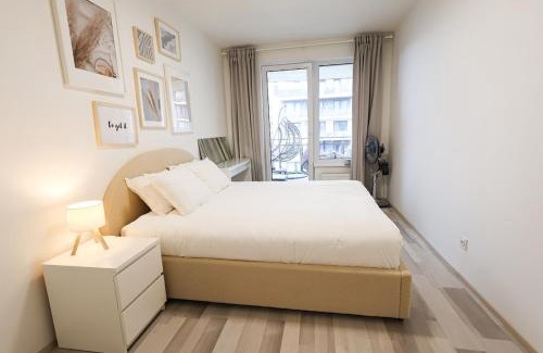Prague 3 Apartment | Leo Cozy Flat Big Balcony Prague
