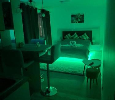 Tirgu Ocna Apartment | Leo Home