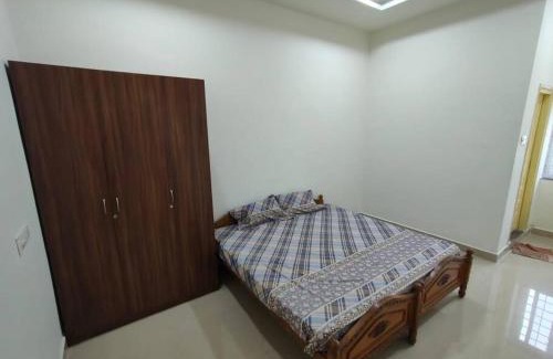 Shamshabad Villa | LEO's DEN 13 Guests AC 3BHK 9 mins to RGIA