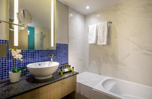 Chlorakas Resort | Leonardo Laura Beach & Splash Resort