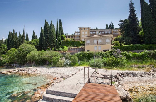 Torri del Benaco Apartment | Leonardo Walsh Apartment With Lake View