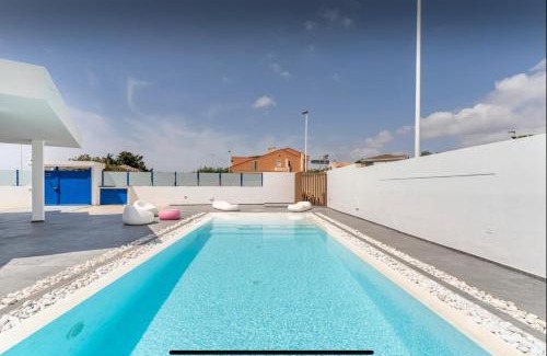 Su Forti House | Leonida's Room pool and Jacuzzi