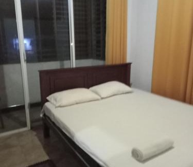 Divulapitiya Hotel | Leopard Rock Family Rest