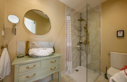 Saint-Pierre-Eglise House | Les 13 lavoirs d'antan - chambre douceur de vivre