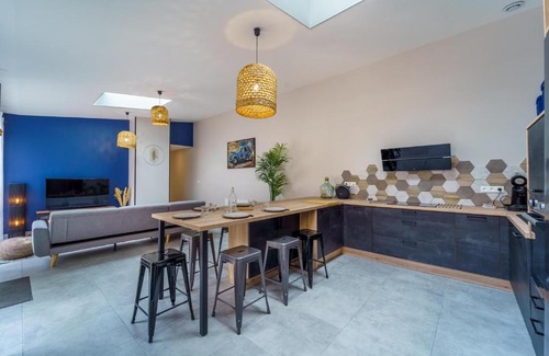 Jouvence House | Les 2 cours C