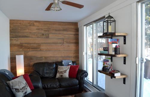 Chute-Saint-Philippe Ski Chalet | Les 4 chalets - Le 605
