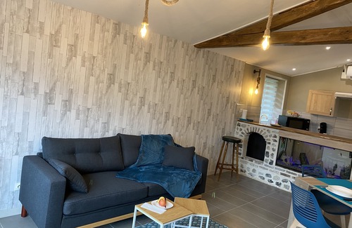Saint-Leonard House | Les 4 seasons, magnificent accommodation with terrace and garden