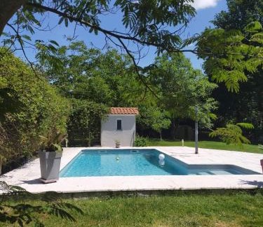 Bouloc Bed & Breakfast | Les Agapanthes du frontonnais