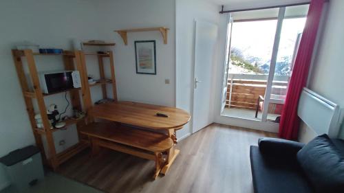 Eclose-Ouest Apartment | Les aiguilles d'or