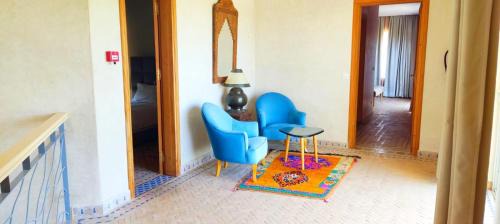 Aguerd House | Les Ailes du sourire