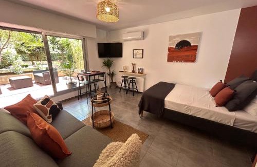 Prefecture Apartment | Les Appartements d'Edmond Rome Favier
