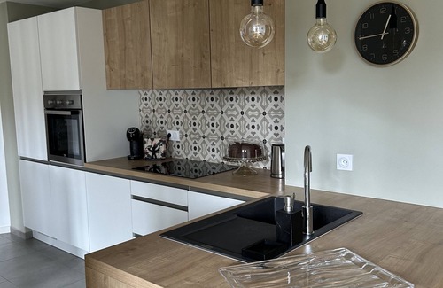 Saint-Brieuc Apartment | Les baigneuses, in the heart of the Saint-Michel district in Saint-Brieuc, garage