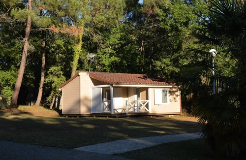Prayssac Ski Chalet | Les Bois de Prayssac Campsite - 3-room chalet for 5 people