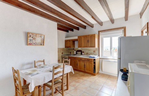 Arconsat House | Les Bois Noirs - appt vue montagne