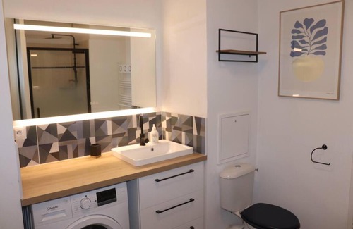 Cenon Apartment | Les cèdres -Tram A 50 mètres, Bordeaux à 5 minutes, parking