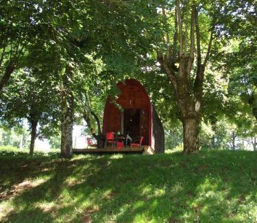 Saint-Laurent-d'Olt Cabin | Les Cahutes d'Olt