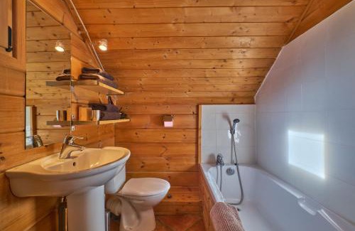 La Joue du Loup Ski Chalet | Les Chalets de Celine