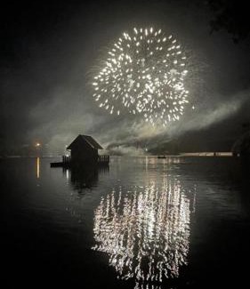 Saint-Gerons Ski Chalet | Les chalets flottants de Capucine