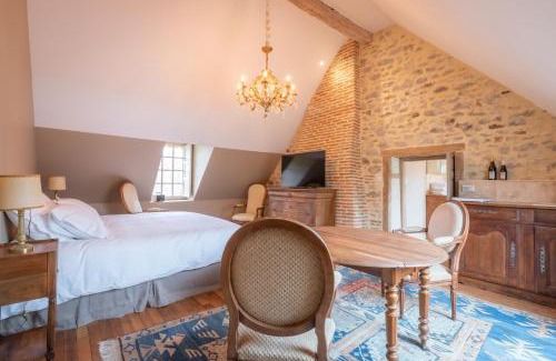 Vierzon Apartment | Les chambres de Charnay - Calme Charme et Confort Piscine à 5 mn du péage