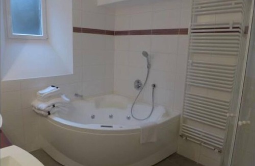 Langres Bed & Breakfast | Les Chambres du Chapitre