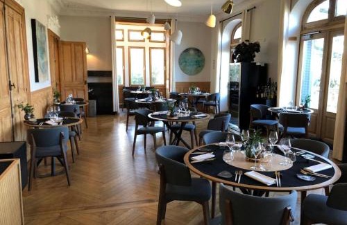 Saint-Paul en Jarez Bed & Breakfast | Les Chambres d'Hôtes du Château Eclosion
