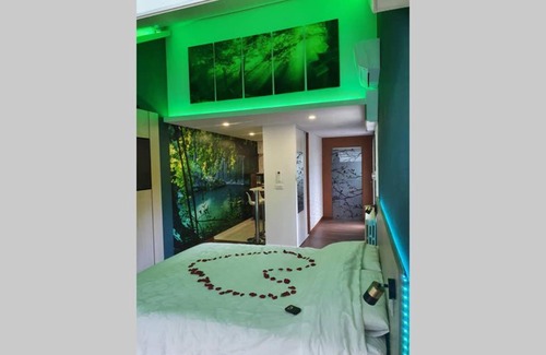 Montferrand-le-Chateau Apartment | LES CLEFS DU PARADIS avec SPA