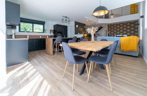 Moyrazes House | Les Combettes - Terrasse, Jardin & Proche Lac