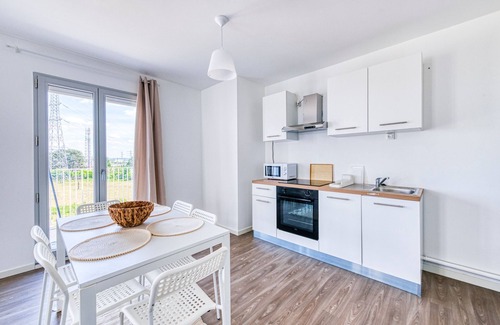 Cergy Apartment | Les Doux Epis - appt proche gare RER