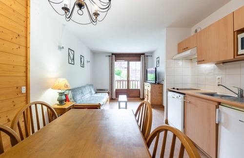 Flumet Apartment | Les Evettes - Appt vue montagne