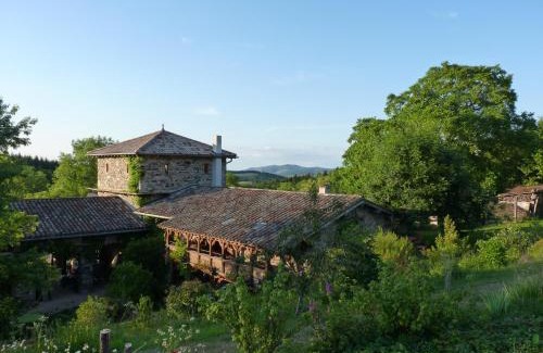 Ouroux Bed & Breakfast | Les Folies de la Serve