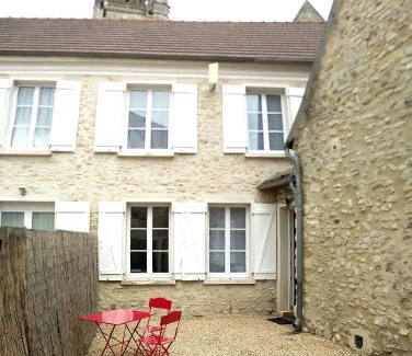 Baron House | Les Fontaines