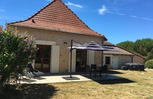 Issac House | Les Gîtes de JueVince