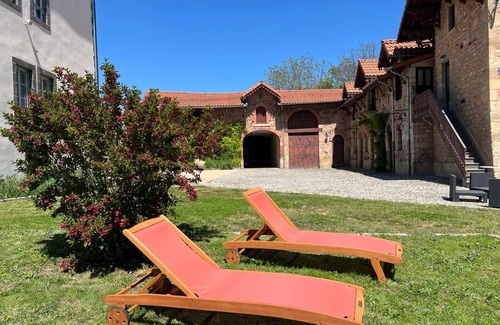 Chanonat House | Les Glycines de Viallevelours