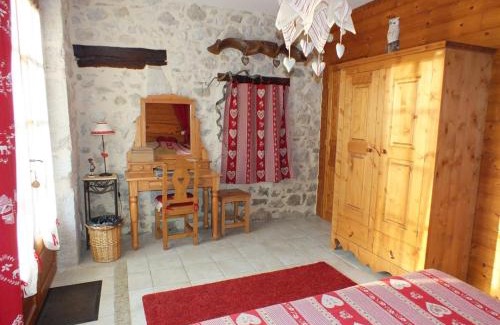 Attignat-Oncin House | Les Grands Champs