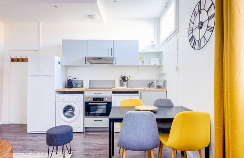 Talensac-Pont Morand Apartment | Les Halles Nantaises - marché de Talensac