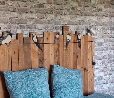 Isigny-sur-Mer Bed & Breakfast | les hirondelles bleues