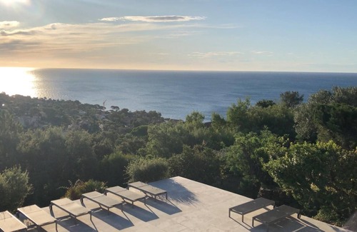 Les Issambres House | Les Issambres Contemporary villa