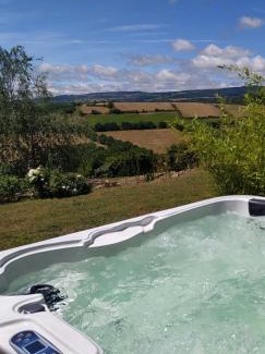 Saint-Beauzely Bed & Breakfast | Les Logis de Léa