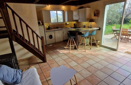 Berre-des-Alpes House | Les Lys - BERRE LES ALPES